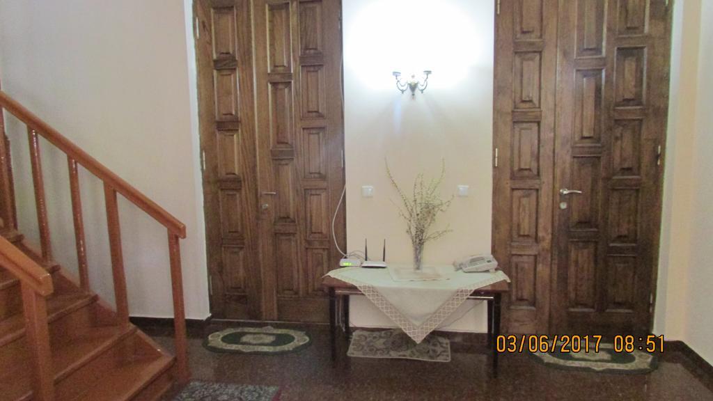 Sunny House Kobuleti Hotel Exterior photo