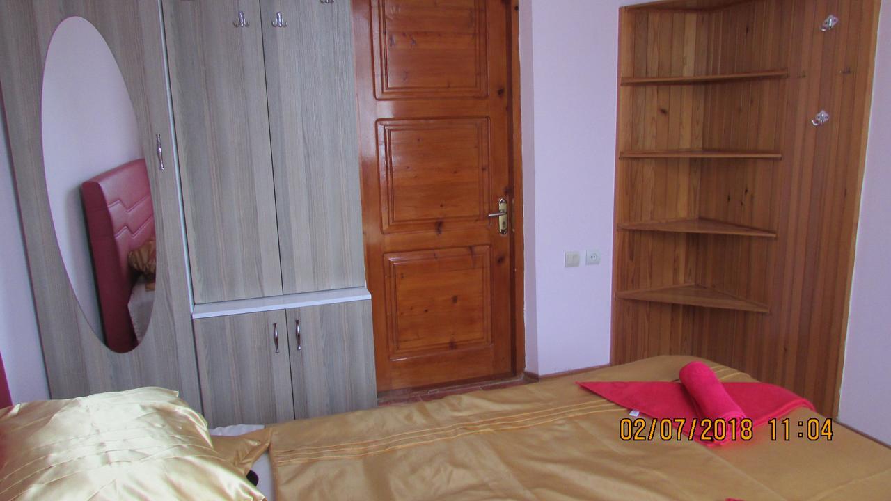 Sunny House Kobuleti Hotel Exterior photo