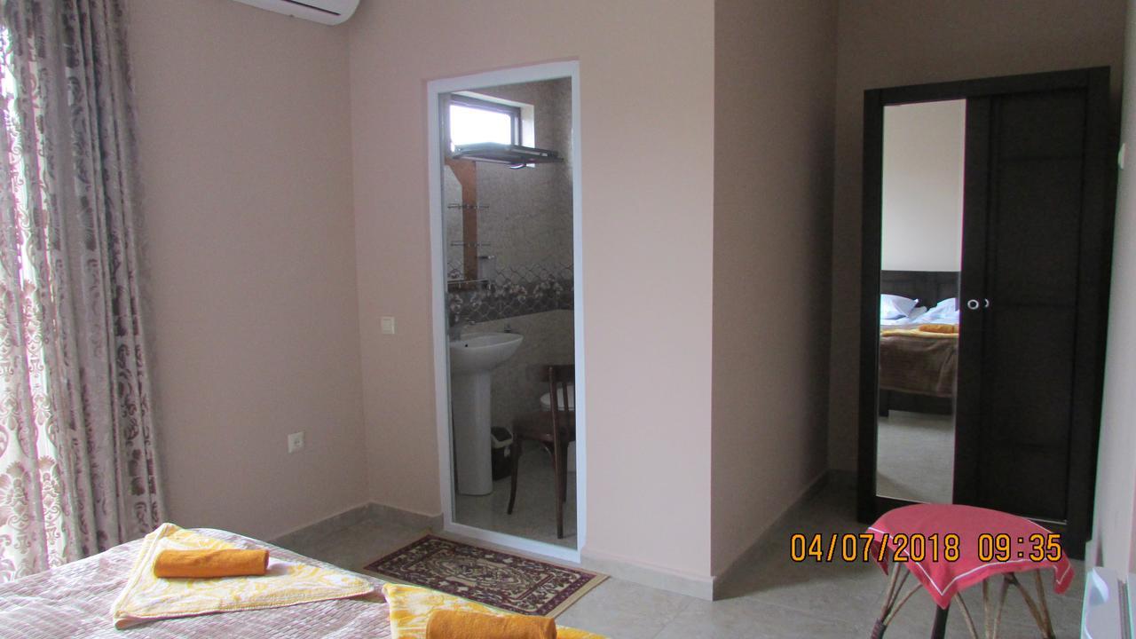 Sunny House Kobuleti Hotel Exterior photo