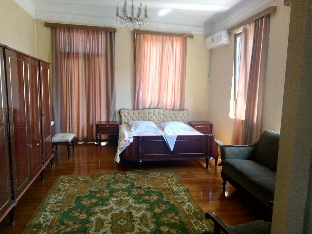 Sunny House Kobuleti Hotel Exterior photo