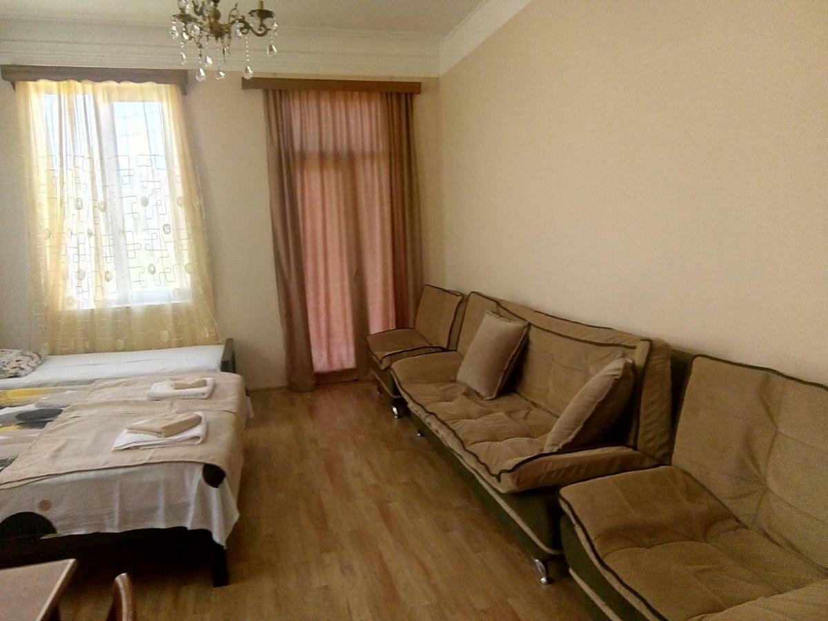 Sunny House Kobuleti Hotel Exterior photo