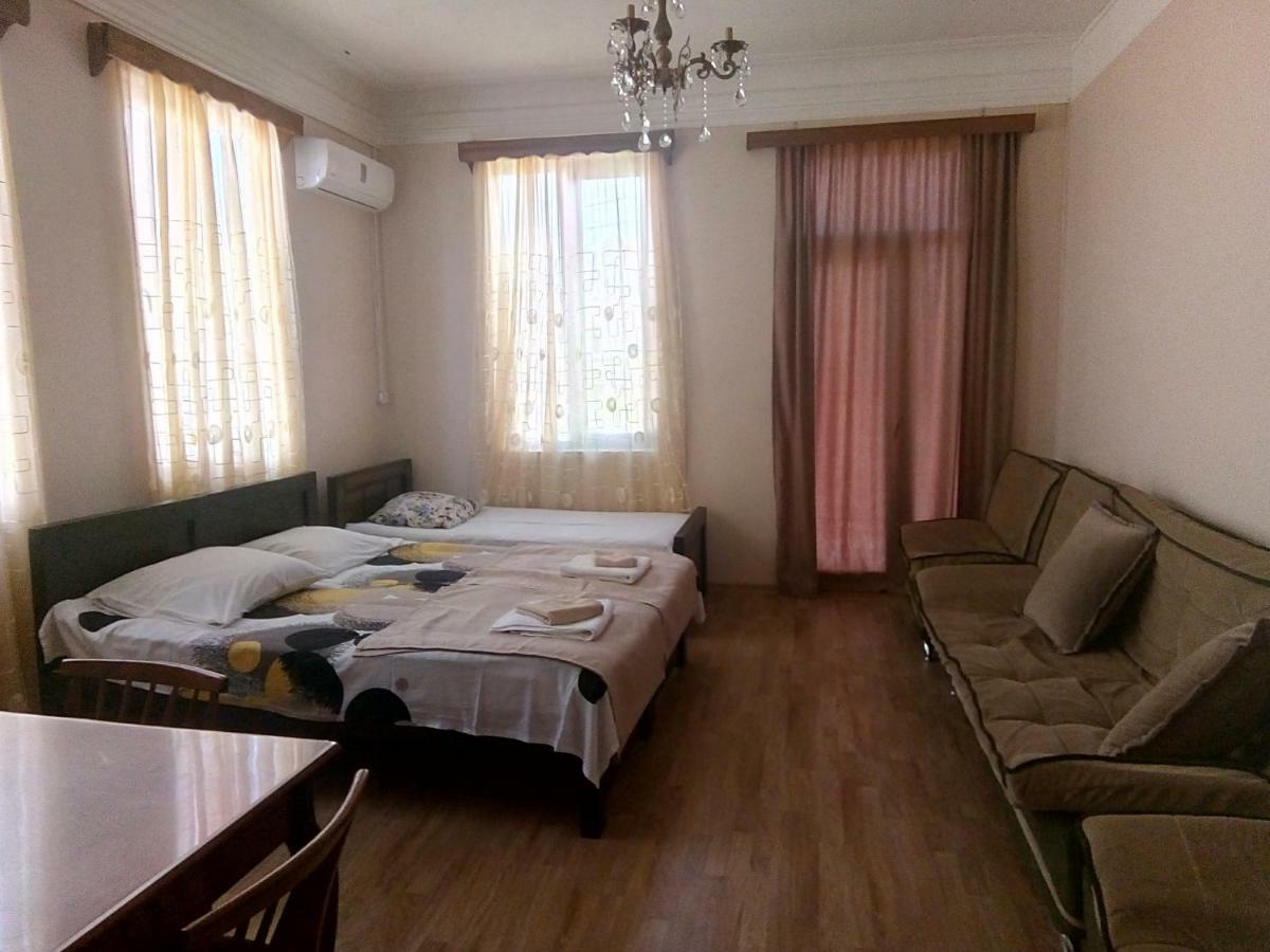 Sunny House Kobuleti Hotel Exterior photo